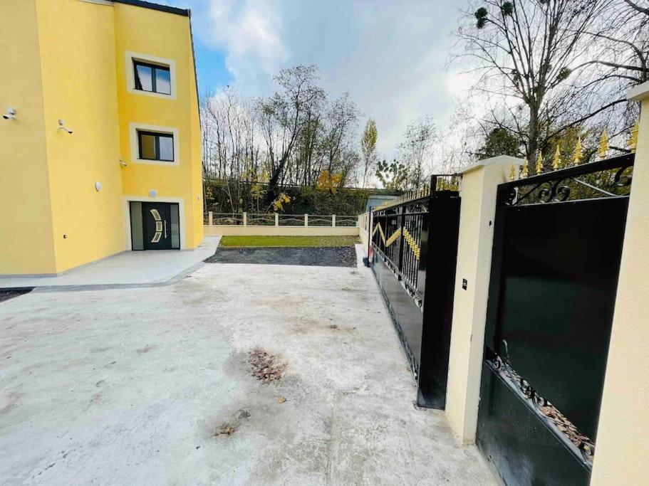 Masion Belle Vue Apartment Sarcelles Luaran gambar