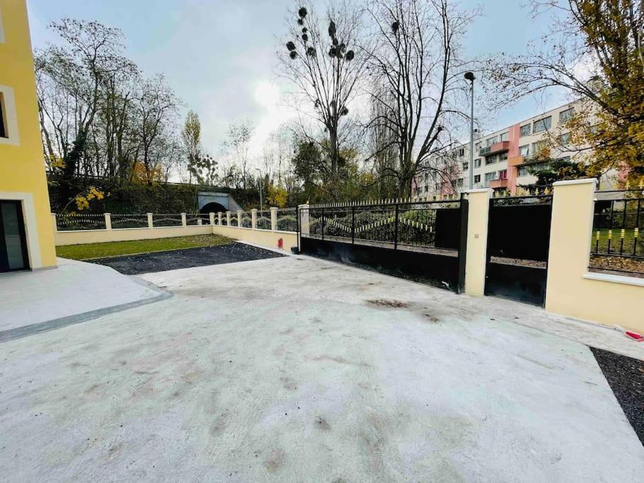 Masion Belle Vue Apartment Sarcelles Luaran gambar
